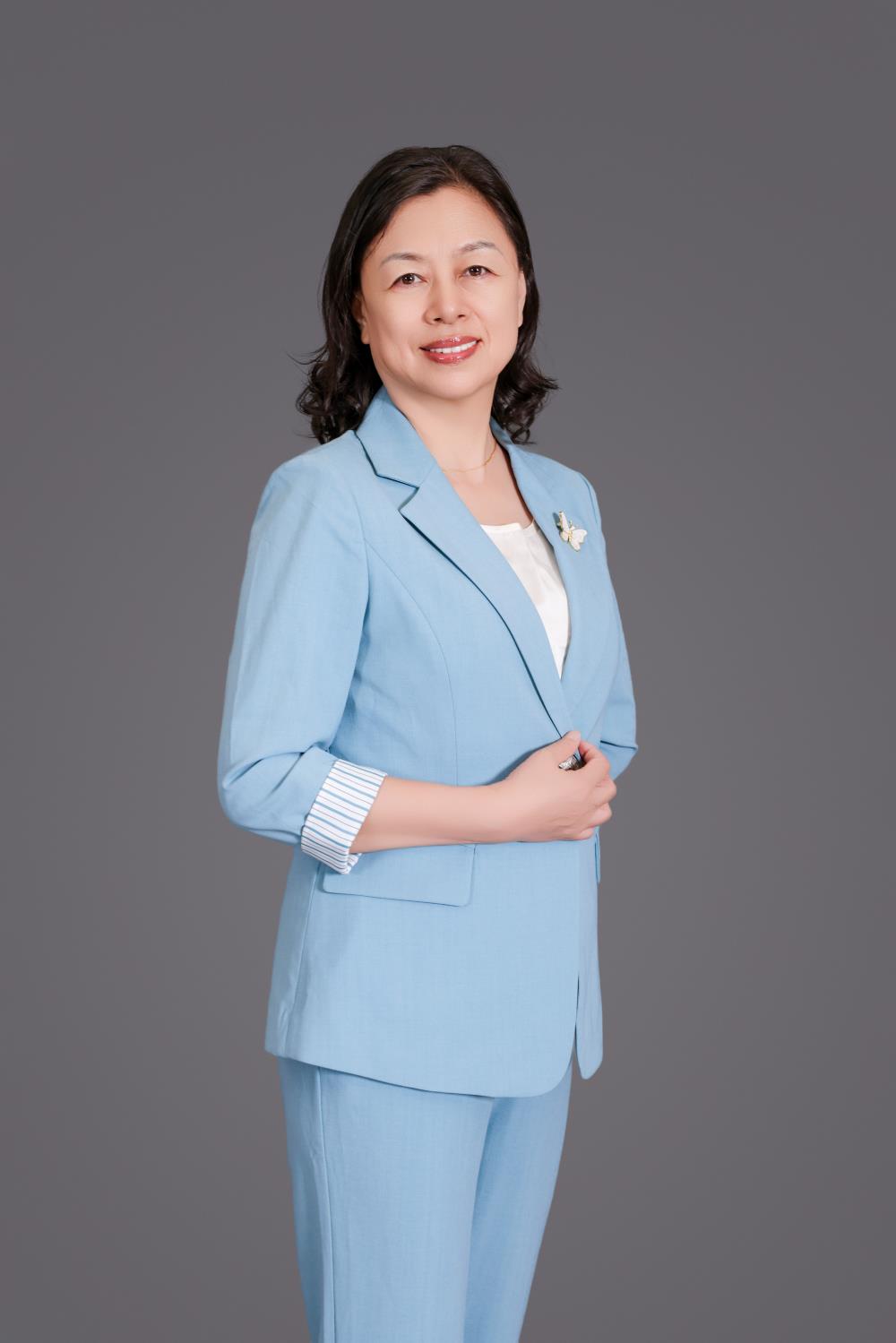 邓艳春_副本.jpg 邓艳春_副本.jpg